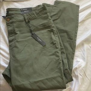 Green skinny jeans